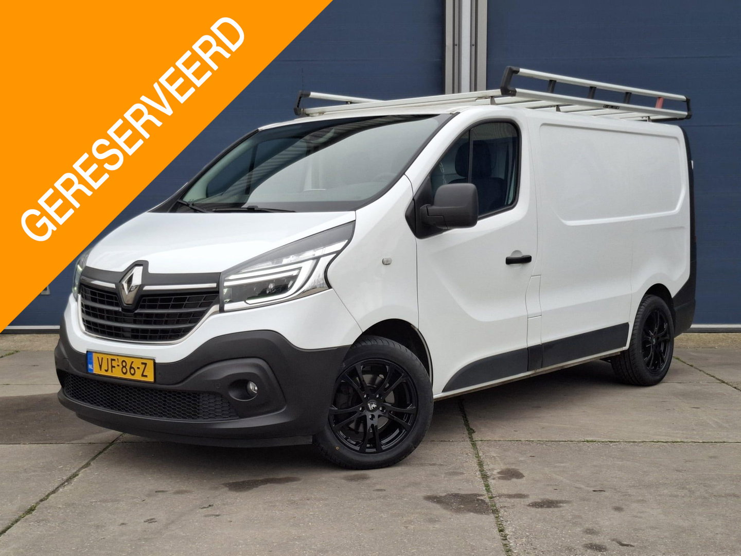 Renault Trafic 2.0 dCi 145 T27 L1H1 Comfort AUTOMAAT / IMPERIAL / NAVI / KASTEN INRICHTING / TREKHAAK