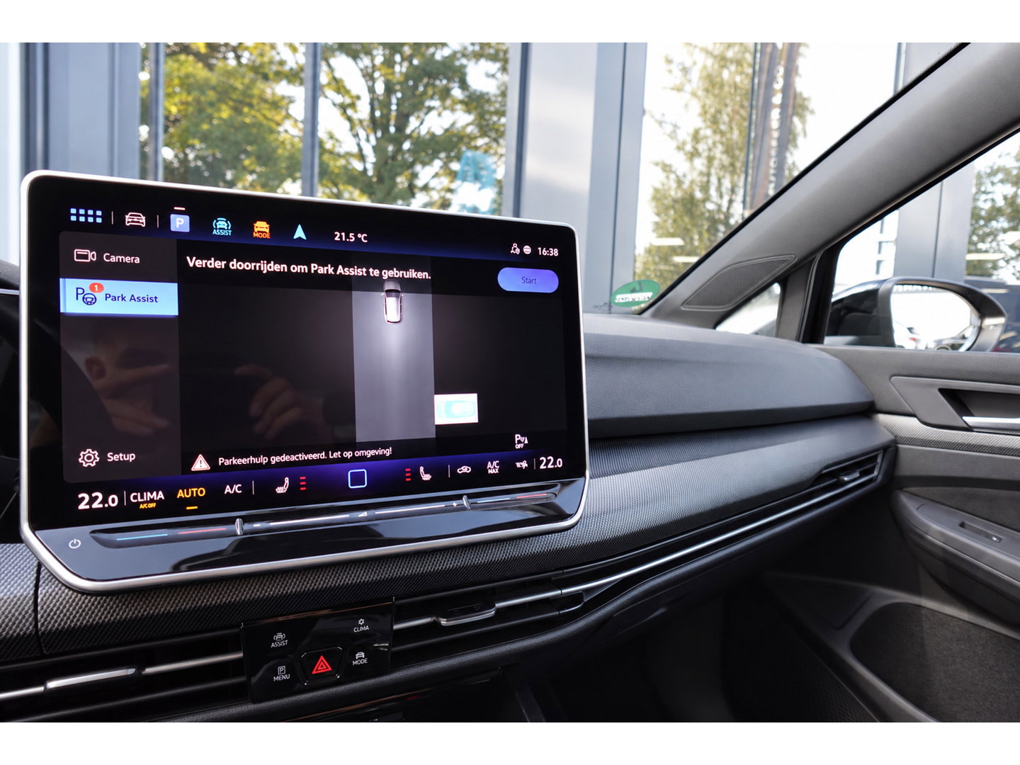 Volkswagen Golf 1.5 eTSI R-Line Edition PANO HUD KEYLESS
