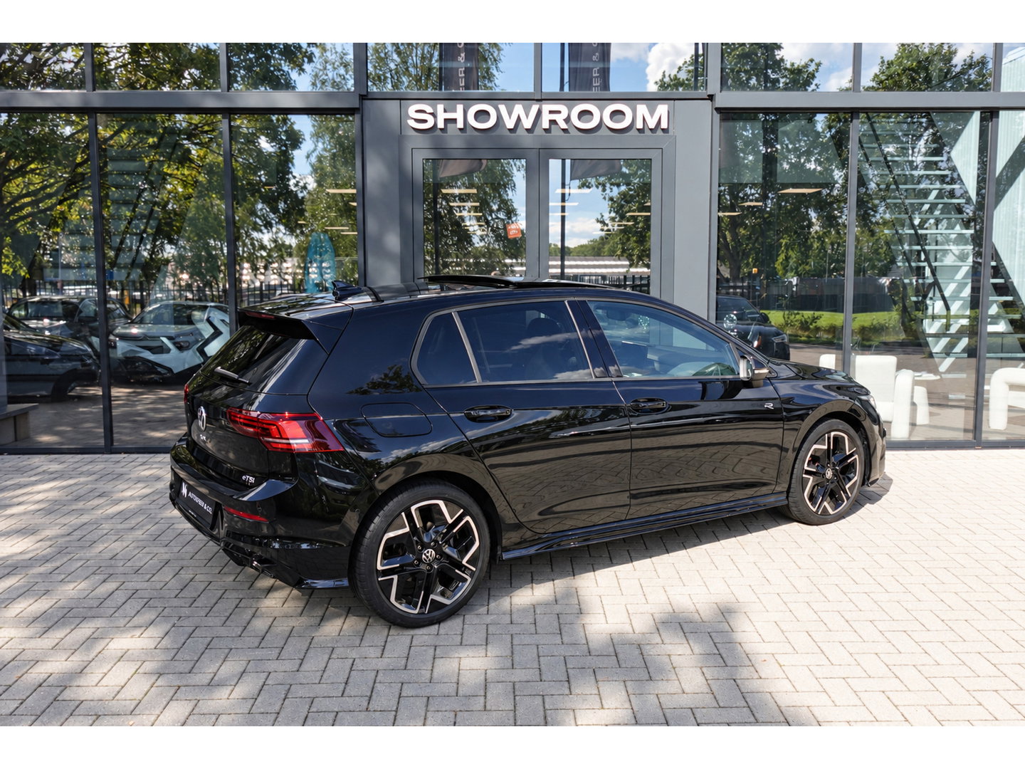 Volkswagen Golf 1.5 eTSI R-Line Edition PANO HUD KEYLESS