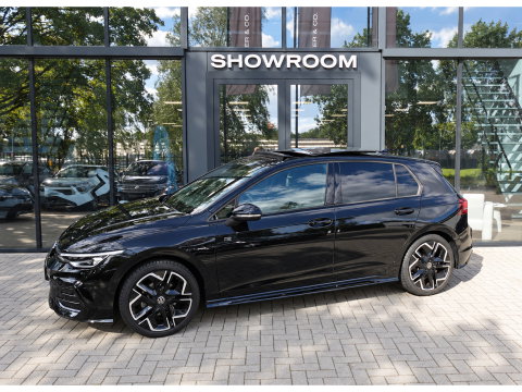 Volkswagen Golf 1.5 eTSI R-Line Edition PANO HUD KEYLESS
