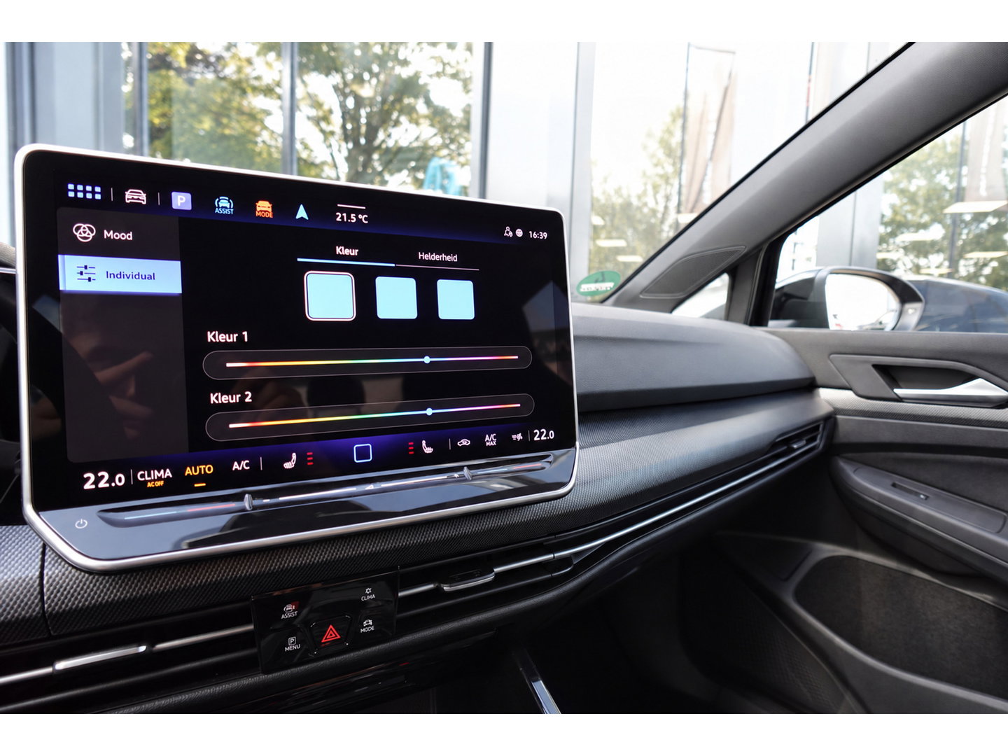 Volkswagen Golf 1.5 eTSI R-Line Edition PANO HUD KEYLESS