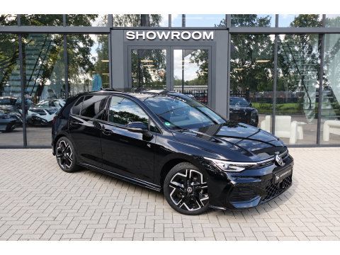 Volkswagen Golf 1.5 eTSI R-Line Edition PANO HUD KEYLESS