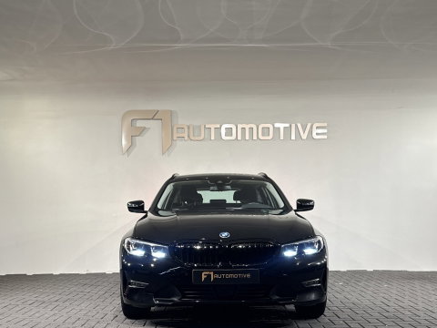 BMW 3 Serie Touring 330e High Executive ACC|Dodehoek|Lane Assist|Camera