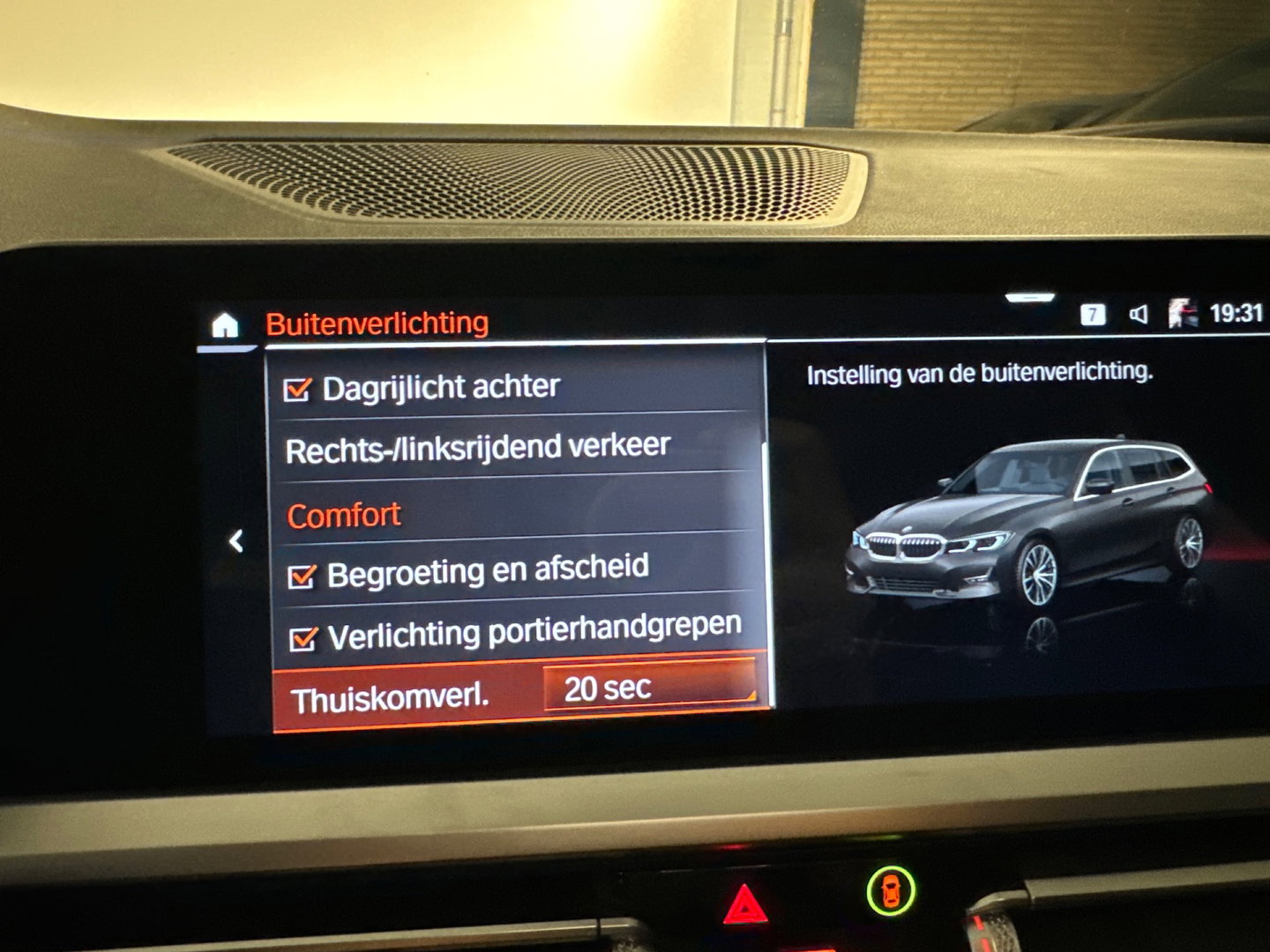 BMW 3 Serie Touring 330e High Executive ACC|Dodehoek|Lane Assist|Camera