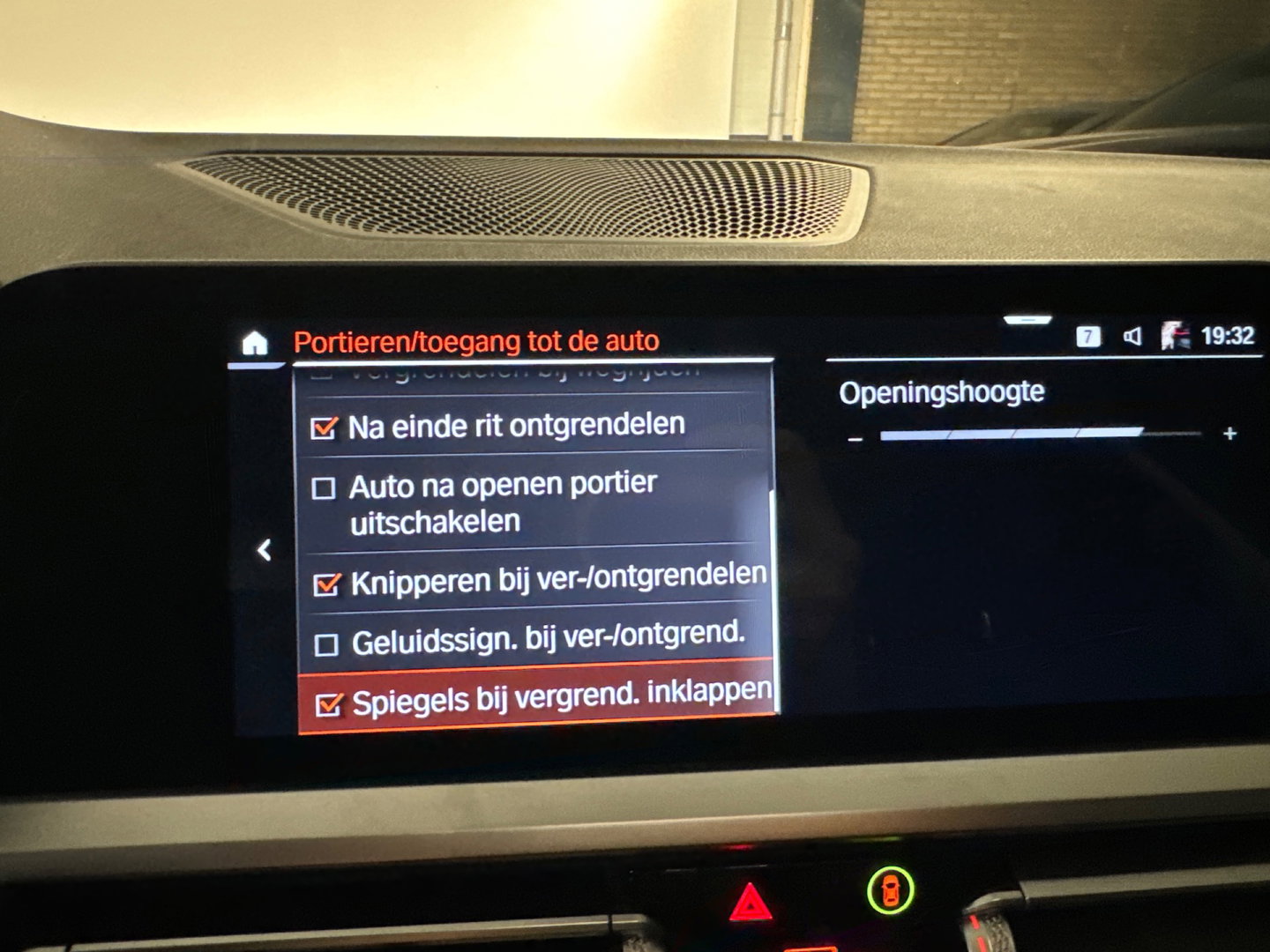 BMW 3 Serie Touring 330e High Executive ACC|Dodehoek|Lane Assist|Camera