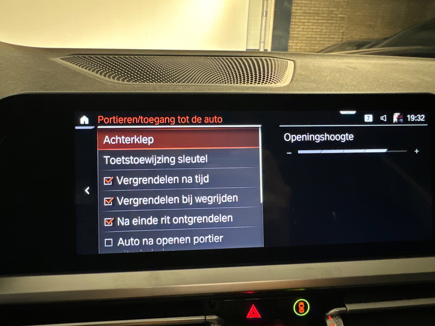BMW 3 Serie Touring 330e High Executive ACC|Dodehoek|Lane Assist|Camera