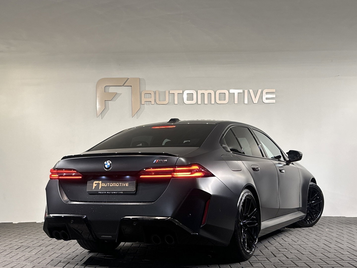 BMW 5 Serie M5 Carbon|Bowers & Wilkins|Memory|HuD|BlindSpot