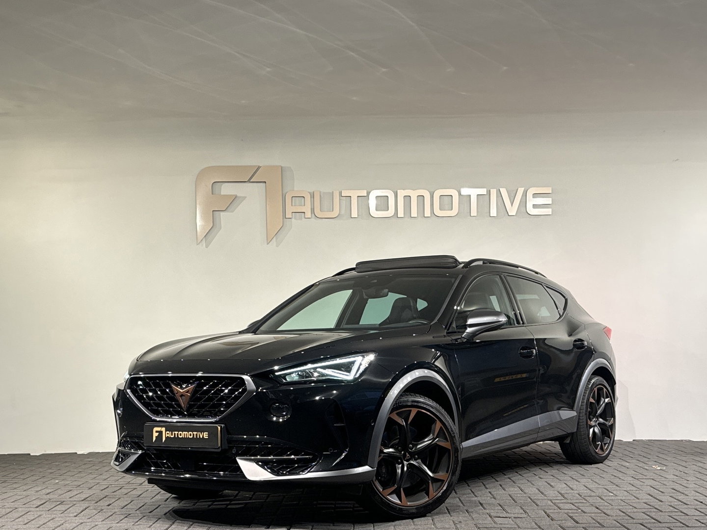 CUPRA Formentor 2.0 TSI 4DRIVE Pano|Kuipstoelen|Trekhaak|BlindSpot