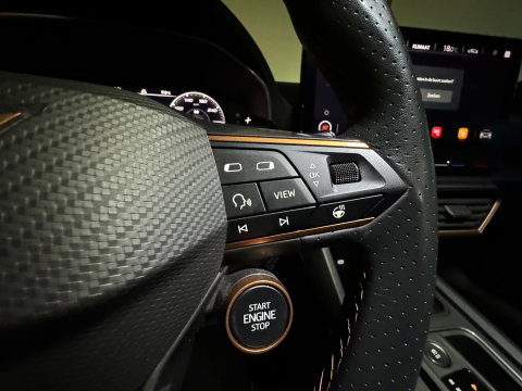 CUPRA Formentor 2.0 TSI 4DRIVE Pano|Kuipstoelen|Trekhaak|BlindSpot