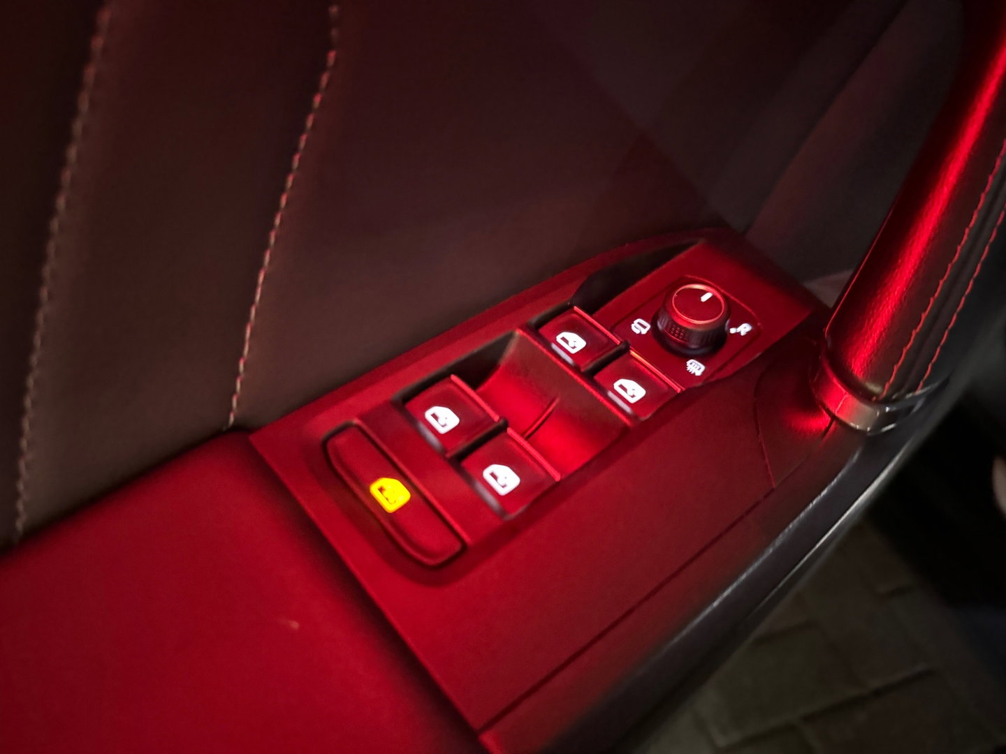 CUPRA Formentor 2.0 TSI 4DRIVE Pano|Kuipstoelen|Trekhaak|BlindSpot
