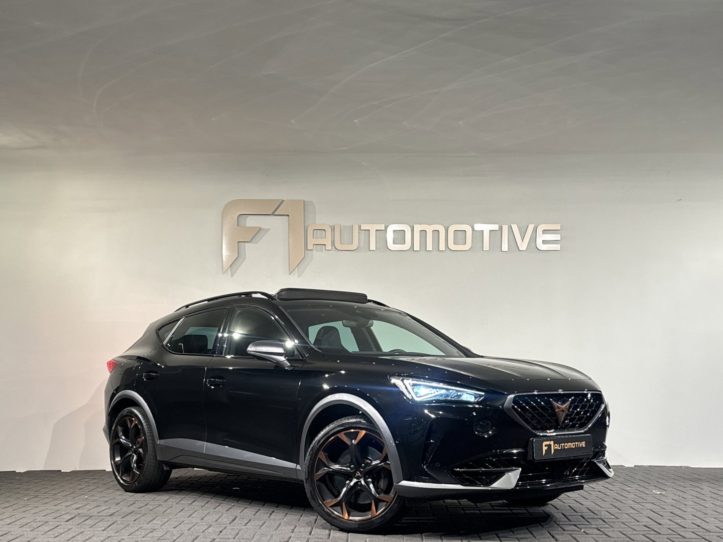 CUPRA Formentor 2.0 TSI 4DRIVE Pano|Kuipstoelen|Trekhaak|BlindSpot