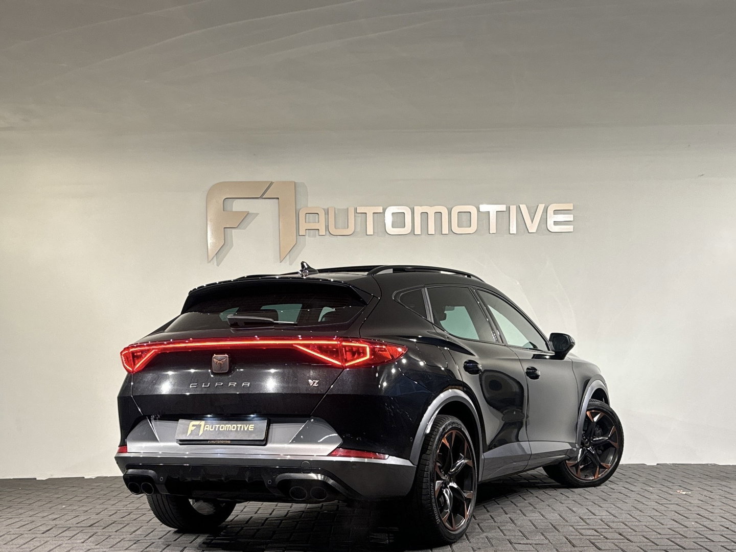CUPRA Formentor 2.0 TSI 4DRIVE Pano|Kuipstoelen|Trekhaak|BlindSpot