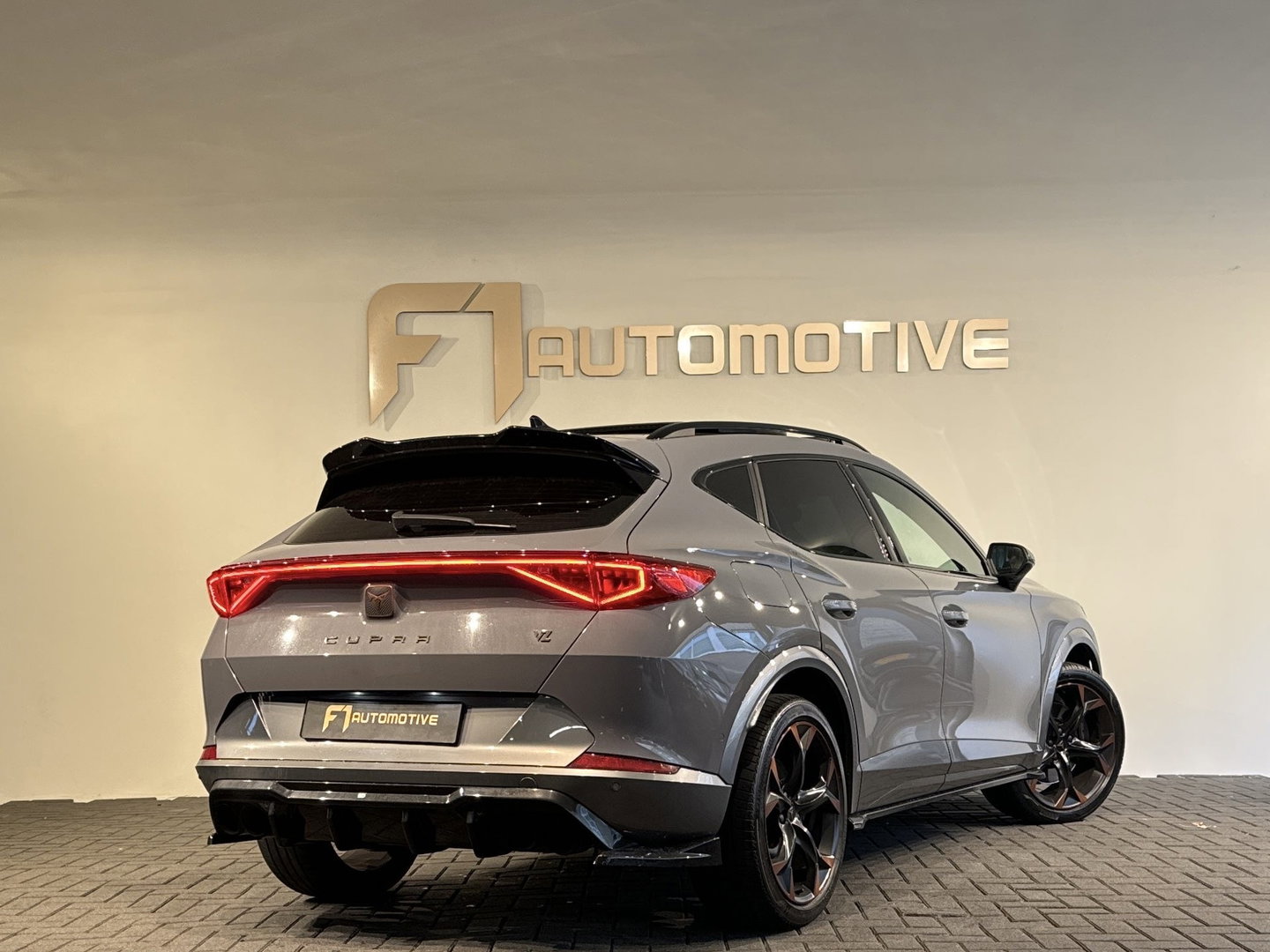 CUPRA Formentor 2.0 TSI 4DRIVE Pano|Dodehoek|Sfeer|360 Camera|Keyless