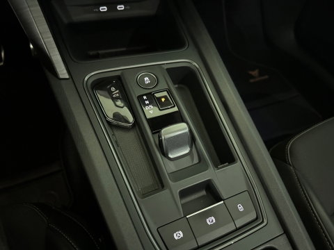 CUPRA Formentor 1.4 e-Hybrid VZ Performance Pano|Maxton|Trekhaak|ACC