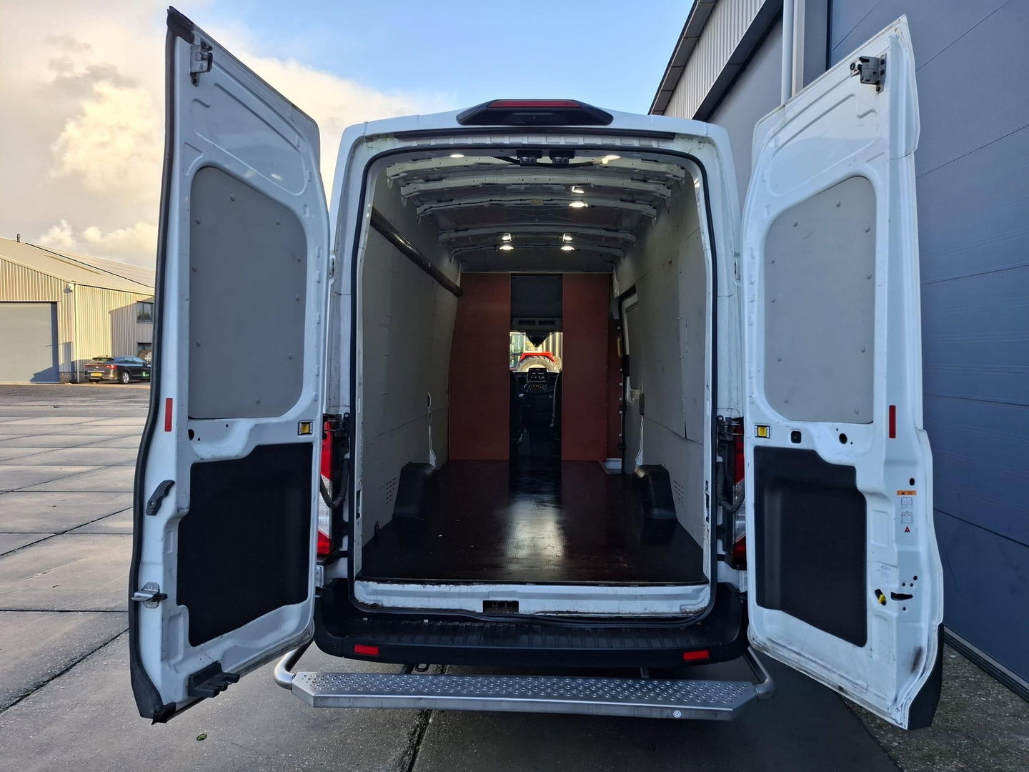 Ford Transit 350 2.0 TDCI L4H3 Trend RWD AIRCO / CRUISE CONTROLE / NAVI / AUTOMAAT