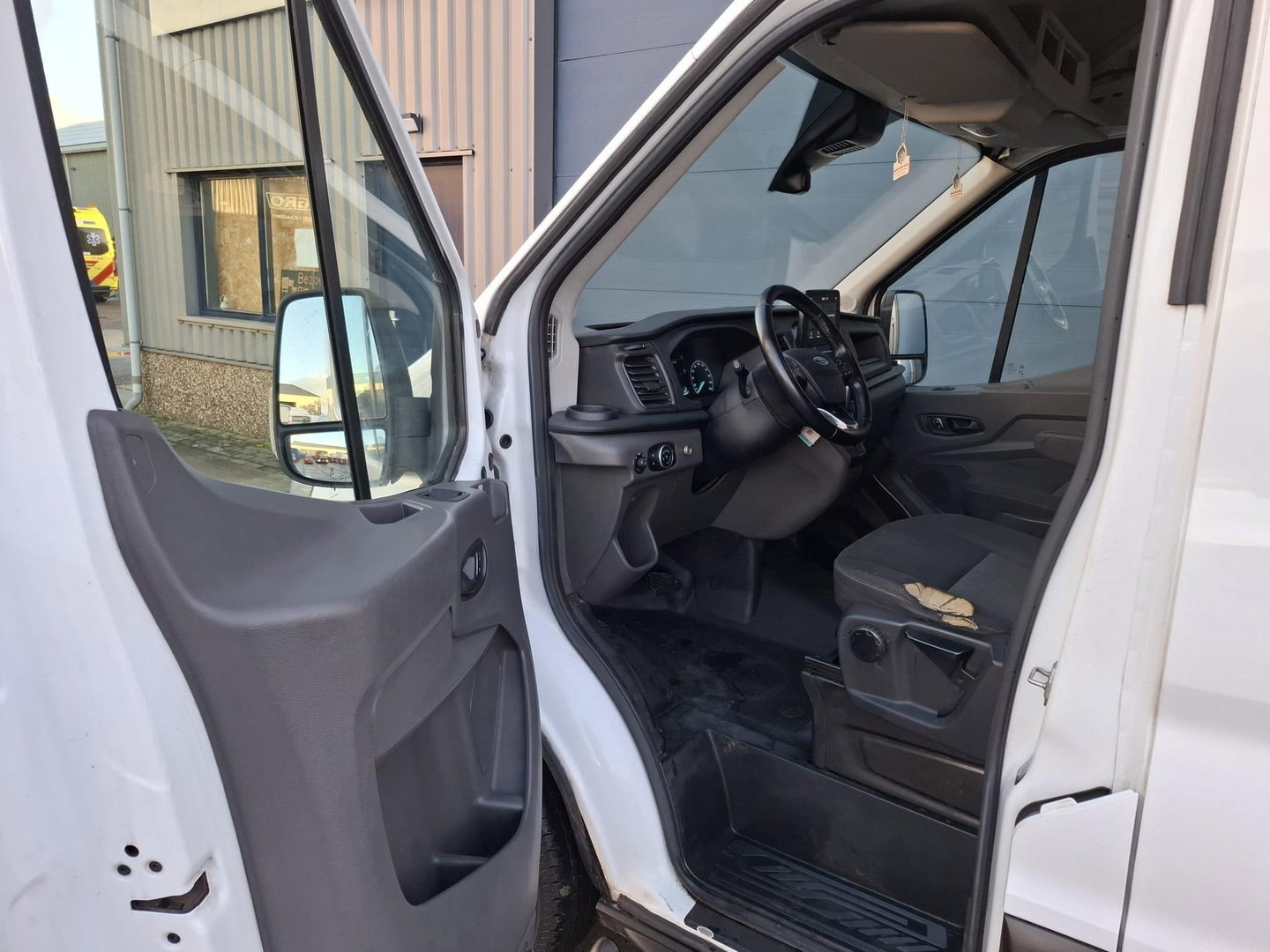 Ford Transit 350 2.0 TDCI L4H3 Trend RWD AIRCO / CRUISE CONTROLE / NAVI / AUTOMAAT