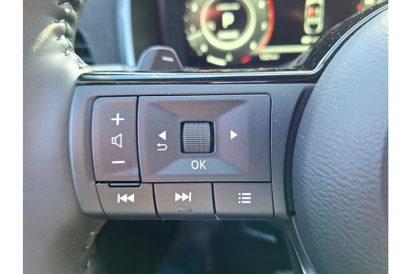 Nissan QASHQAI 1.3 MHEV X TEKNA PLUS NARDOGREY PANO LMV WIDESCREEN