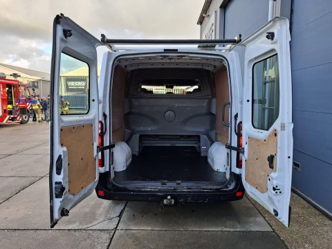Renault Master T33 2.3 dCi L1H1 DUBBEL CABINE / AIRCO / CRUISE CONTROLE / TREKHAAK