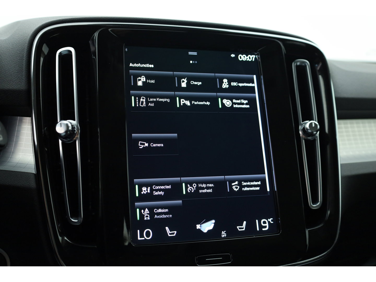 Volvo XC40 1.5 T4 Plug-in hybrid Core Bright