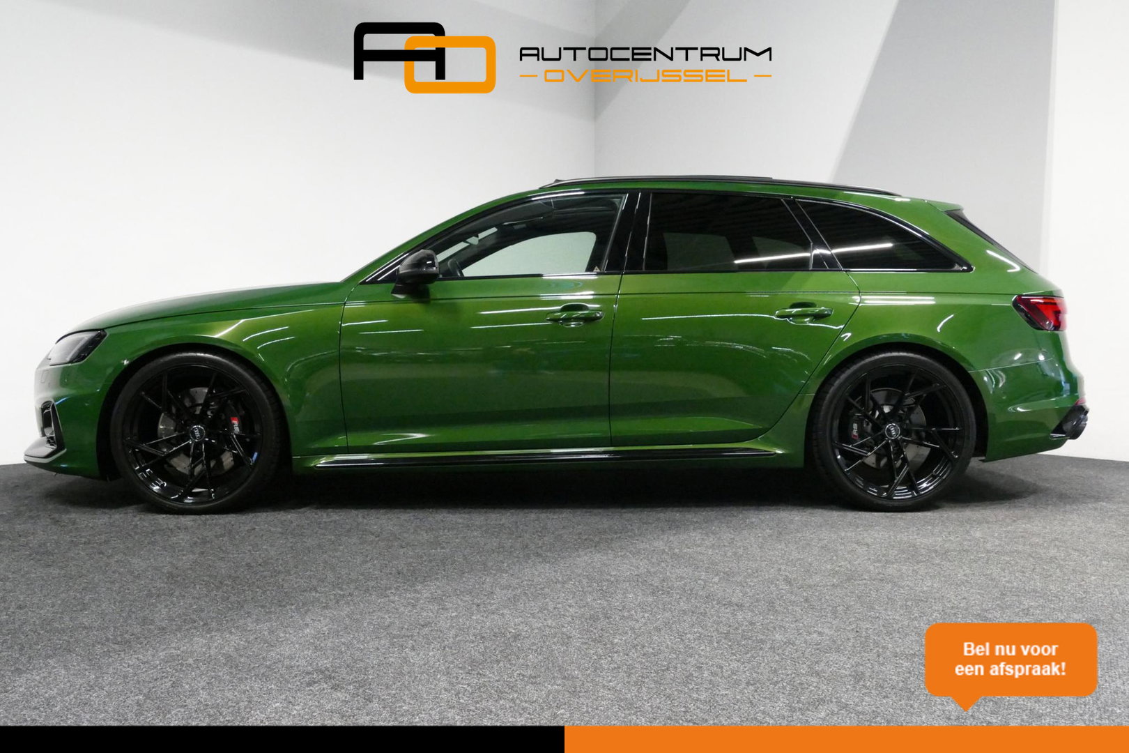 Audi RS4 A4 Avant 2.9 TFSI quattro / RS-Sportuitlaat / Panoramdak / Elektr. verstelbare voorstoelen (links met memory) / HUD / B&O / RS Comfort Pack / Dynamica Pack / Audi Exclusive interieur / Massage stoelen / Matrix LED / Rondomzichtcamera / Apple Carplay - And