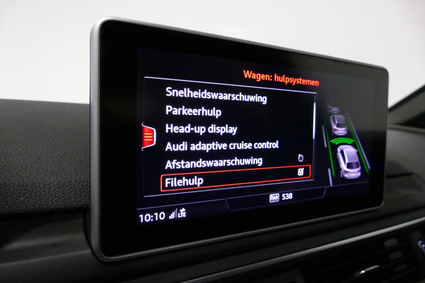 Audi RS4 A4 Avant 2.9 TFSI quattro / RS-Sportuitlaat / Panoramdak / Elektr. verstelbare voorstoelen (links met memory) / HUD / B&O / RS Comfort Pack / Dynamica Pack / Audi Exclusive interieur / Massage stoelen / Matrix LED / Rondomzichtcamera / Apple Carplay - And