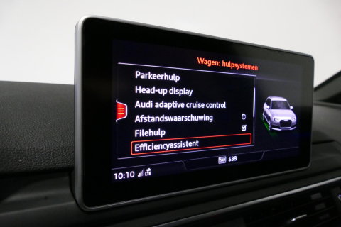Audi RS4 A4 Avant 2.9 TFSI quattro / RS-Sportuitlaat / Panoramdak / Elektr. verstelbare voorstoelen (links met memory) / HUD / B&O / RS Comfort Pack / Dynamica Pack / Audi Exclusive interieur / Massage stoelen / Matrix LED / Rondomzichtcamera / Apple Carplay - And