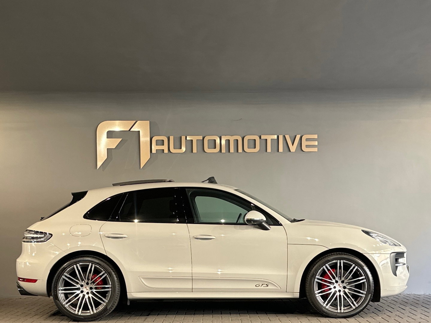 Porsche Macan 2.9 GTS Pano|Sportdesign|Chrono|Luchtv|Trekhaak