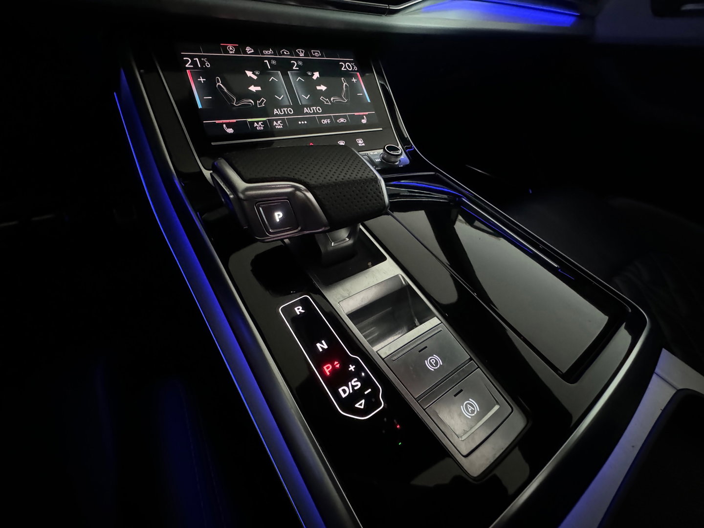 Audi Q8 55 TFSI quattro S Line Pano|BTW|B&O|RS Seat|HuD|Keyless