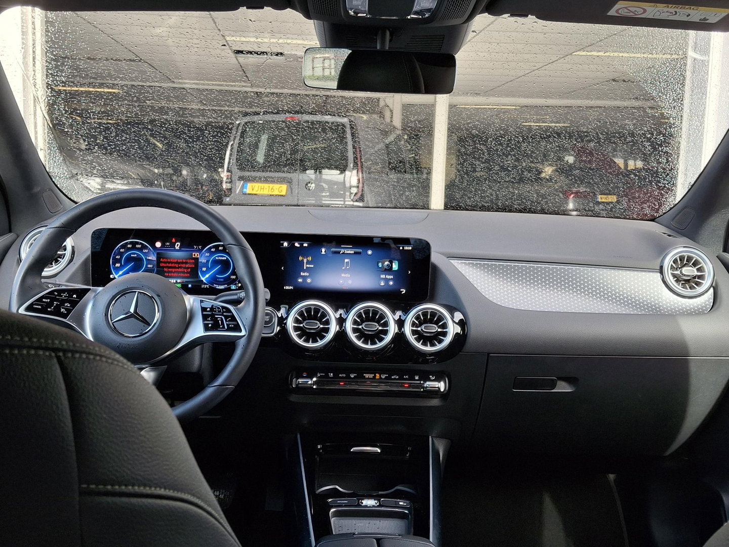 Mercedes-Benz EQA 250+ Business Line 71 kWh SoH 100% | STUURVERWARMING | STOELVERWARMING | ADAPTIVE