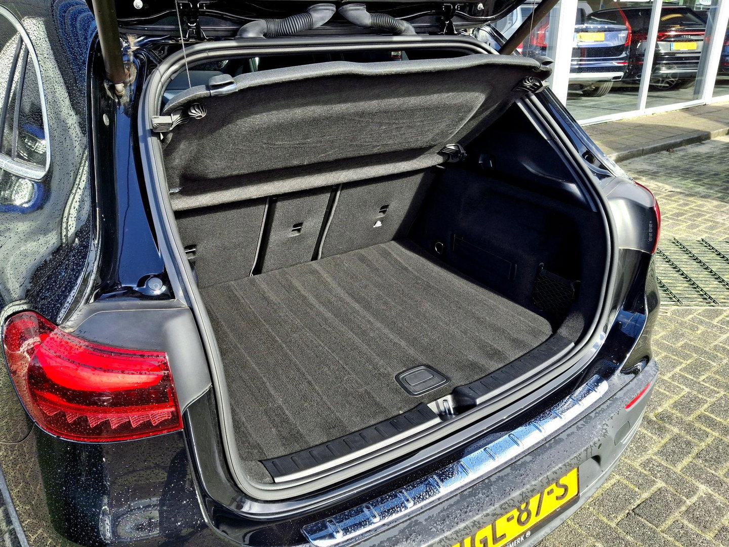 Mercedes-Benz EQA 250+ Business Line 71 kWh SoH 100% | STUURVERWARMING | STOELVERWARMING | ADAPTIVE