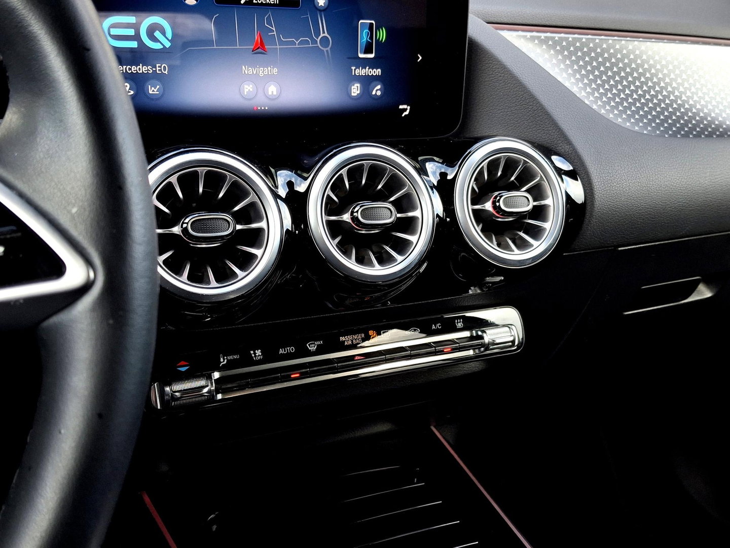 Mercedes-Benz EQA 250+ Business Line 71 kWh SoH 100% | STUURVERWARMING | STOELVERWARMING | ADAPTIVE