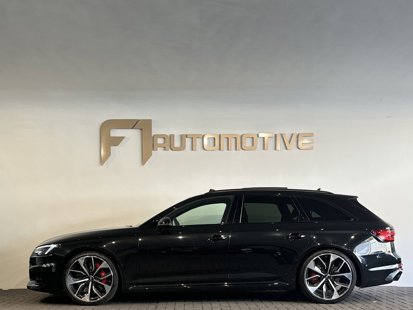Audi RS4 2.9 TFSI Quattro Pro Line Plus Pano|HUD|B&O|360|VOL