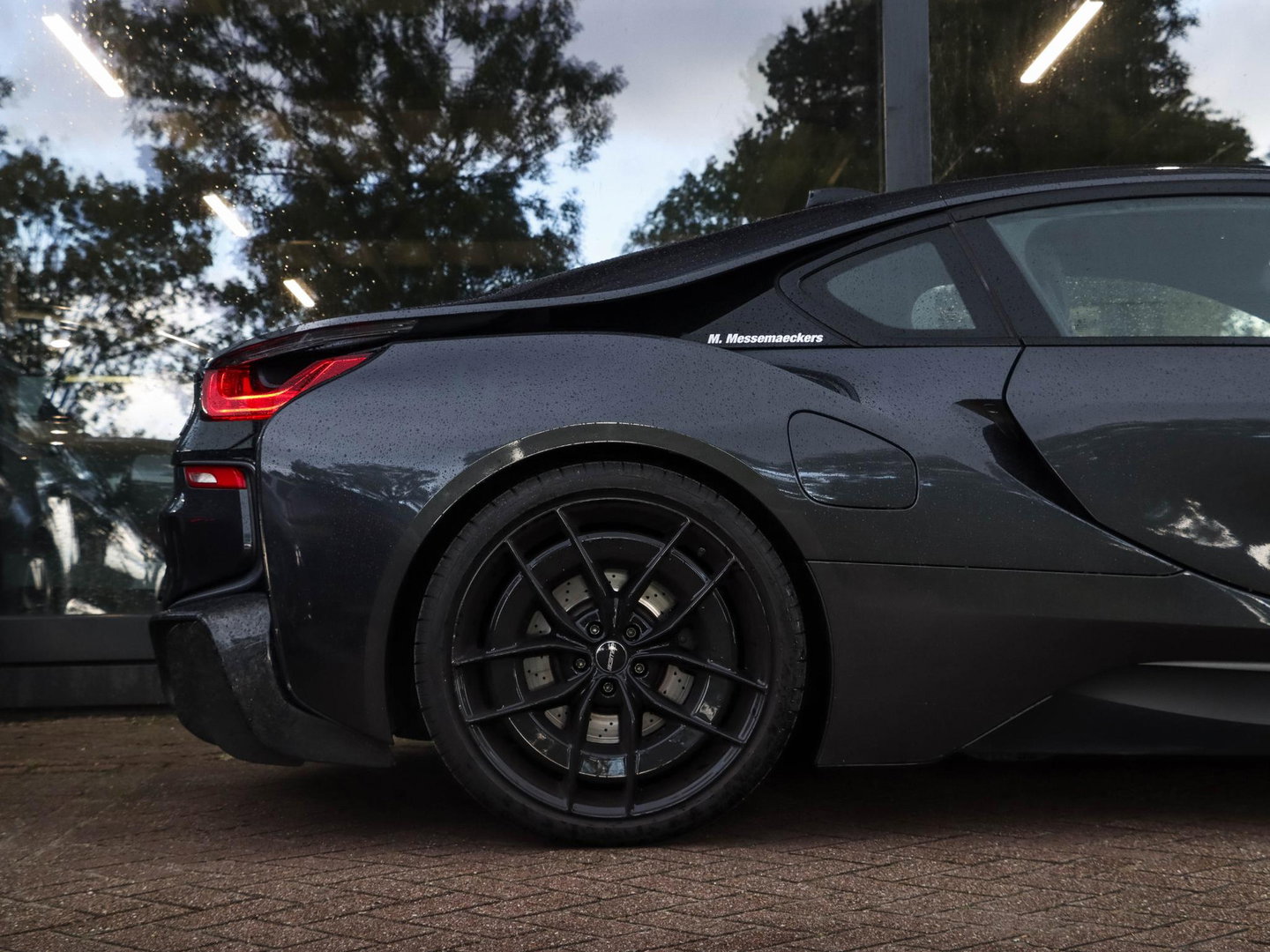BMW i8 Harman Kardon | Carbon Diffusor | 21"