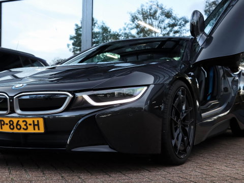 BMW i8 Harman Kardon | Carbon Diffusor | 21"