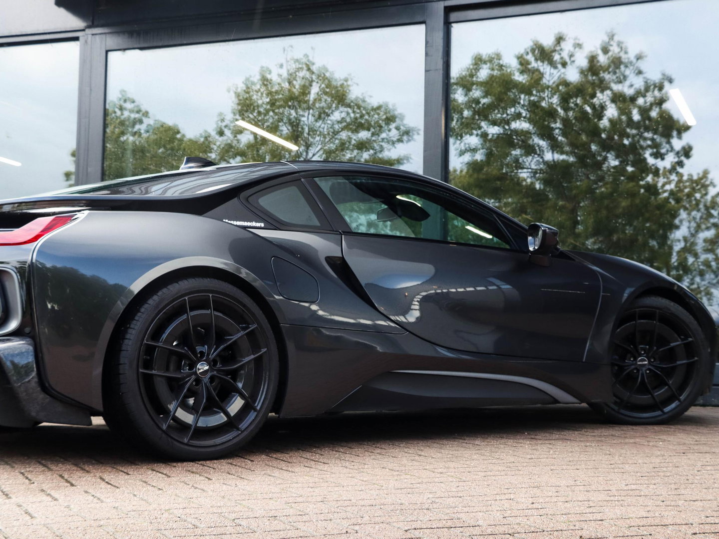 BMW i8 Harman Kardon | Carbon Diffusor | 21"
