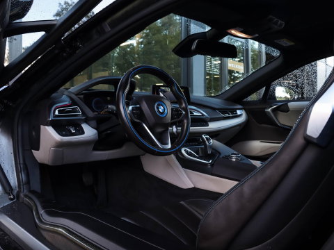 BMW i8 Harman Kardon | Carbon Diffusor | 21"