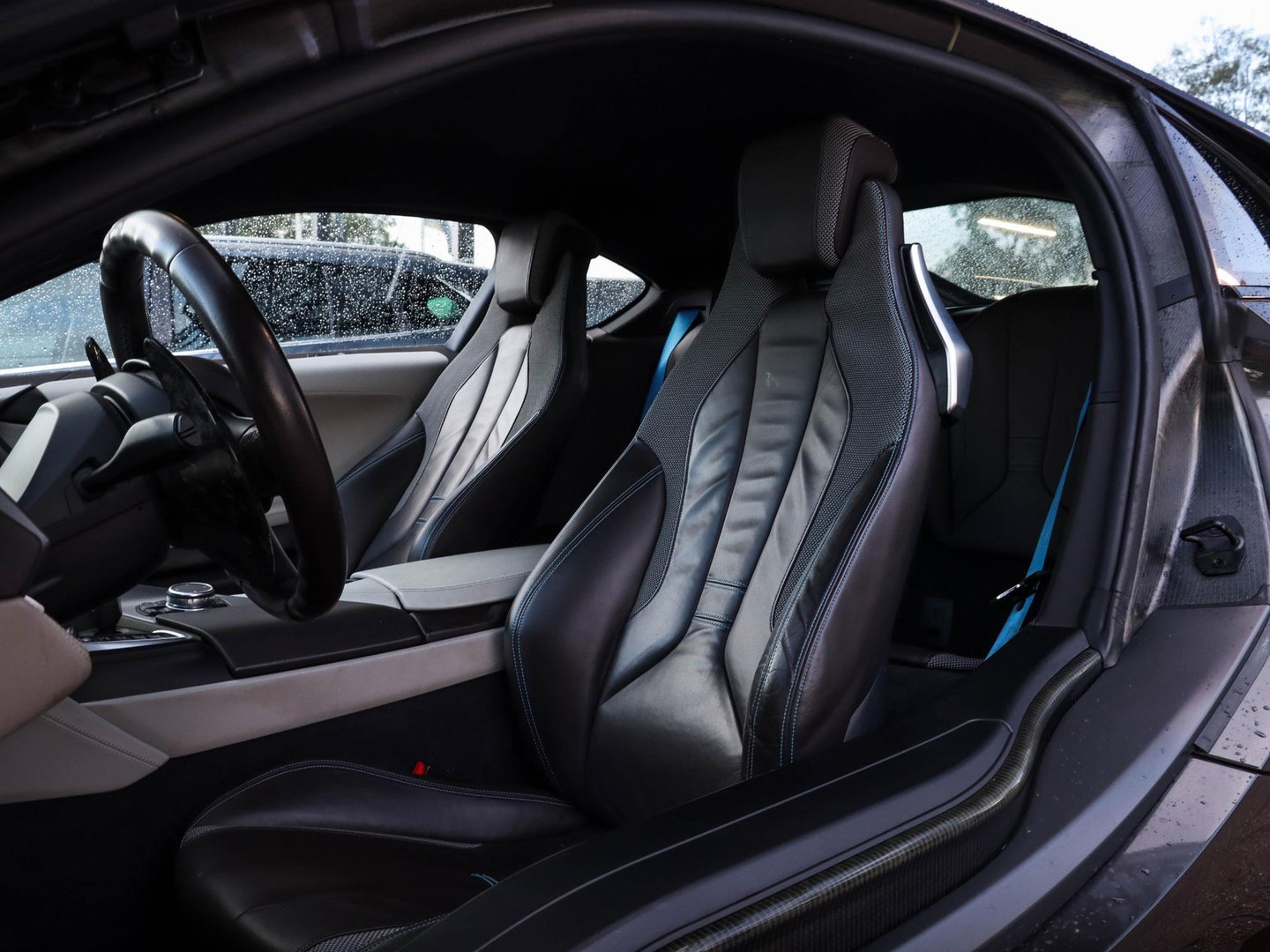 BMW i8 Harman Kardon | Carbon Diffusor | 21"