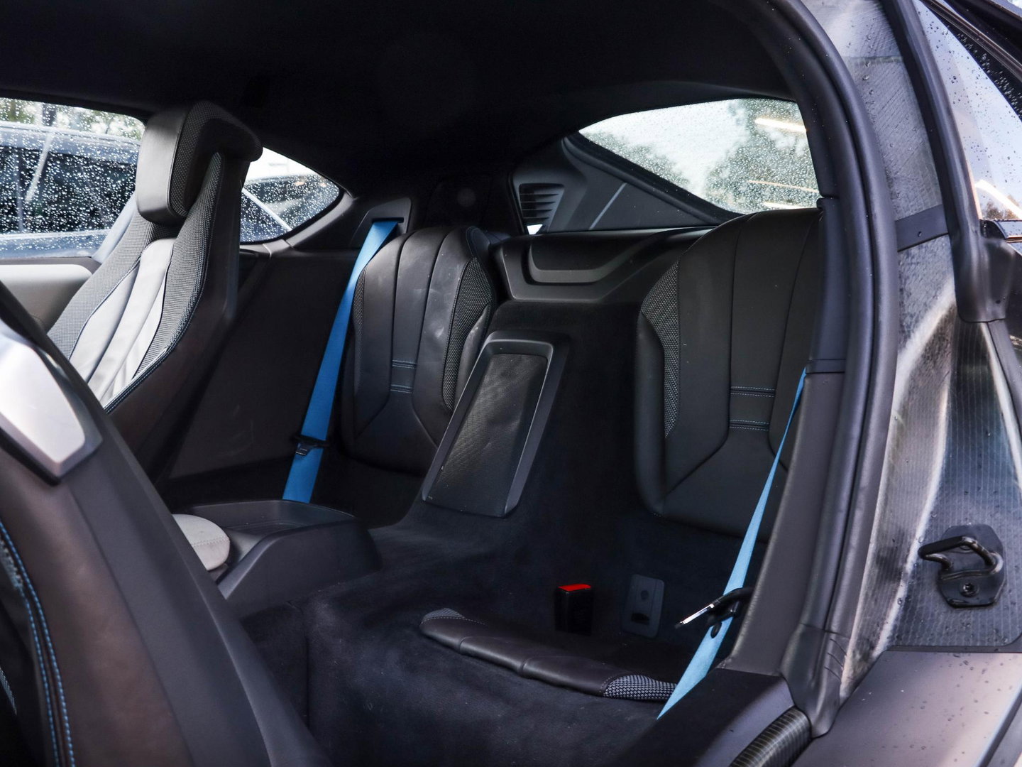 BMW i8 Harman Kardon | Carbon Diffusor | 21"