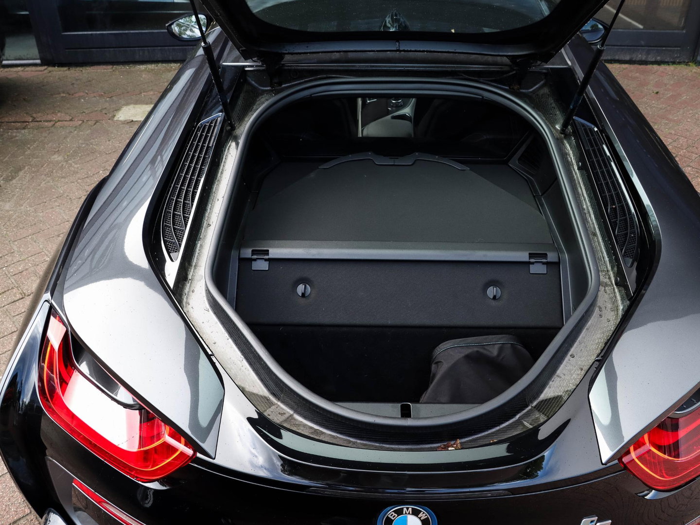 BMW i8 Harman Kardon | Carbon Diffusor | 21"