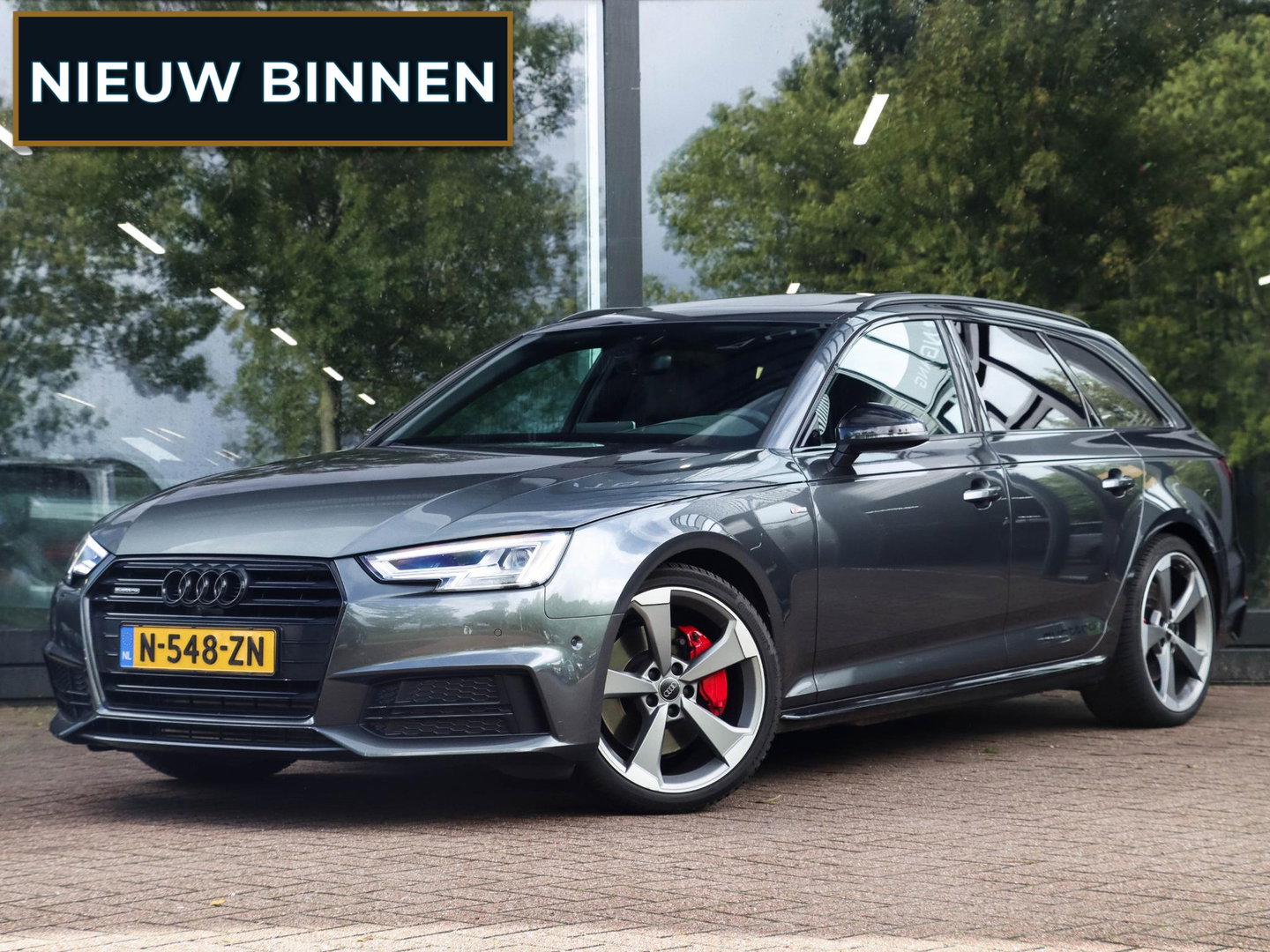 Audi A4 Avant 2.0 TFSI quattro S line Black edition 250PK B&O Pano 360 Keyless Head Up