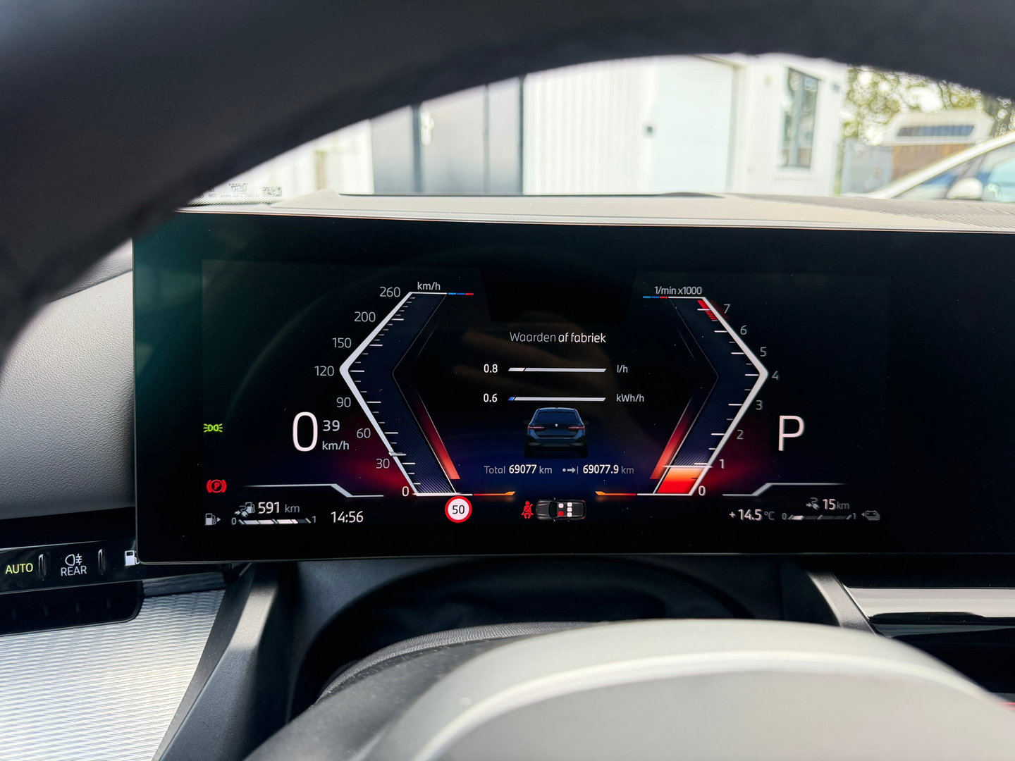 BMW 5 Serie Touring 530e M-Sport Pano|Harman&Kardon|ACC|Memory|4wielbesturing|Keyless|300PK