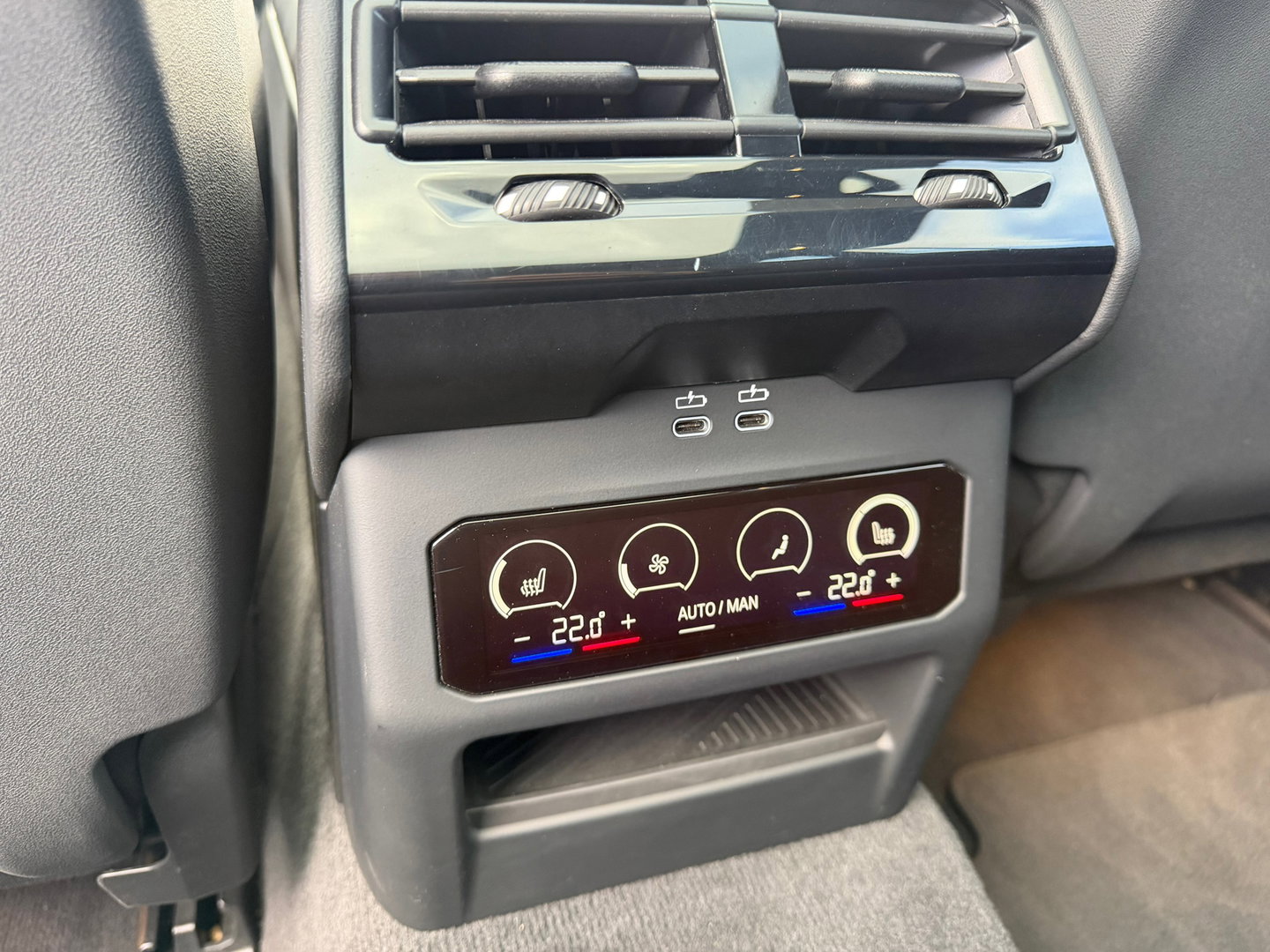 BMW 5 Serie Touring 530e M-Sport Pano|Harman&Kardon|ACC|Memory|4wielbesturing|Keyless|300PK