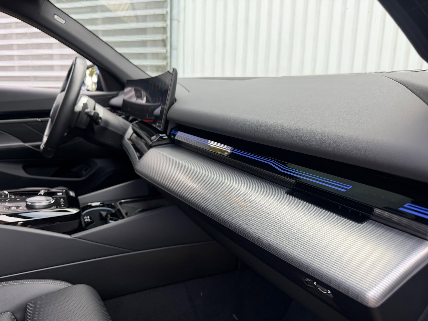 BMW 5 Serie Touring 530e M-Sport Pano|Harman&Kardon|ACC|Memory|4wielbesturing|Keyless|300PK