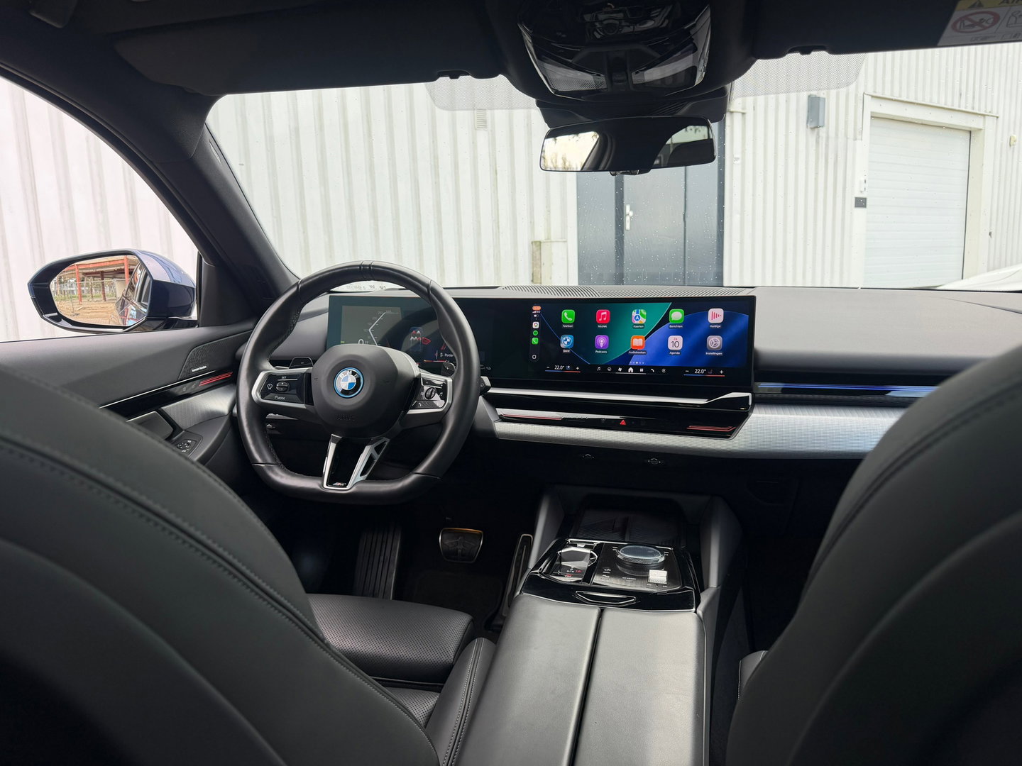 BMW 5 Serie Touring 530e M-Sport Pano|Harman&Kardon|ACC|Memory|4wielbesturing|Keyless|300PK