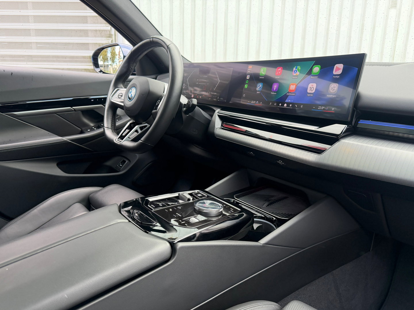 BMW 5 Serie Touring 530e M-Sport Pano|Harman&Kardon|ACC|Memory|4wielbesturing|Keyless|300PK