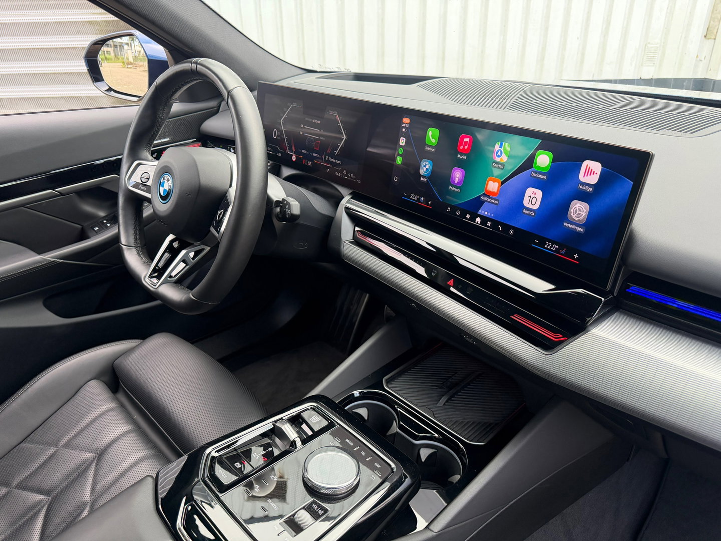 BMW 5 Serie Touring 530e M-Sport Pano|Harman&Kardon|ACC|Memory|4wielbesturing|Keyless|300PK