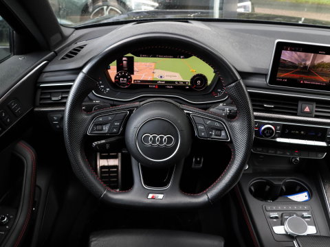 Audi A4 Avant 2.0 TFSI quattro S line Black edition 250PK B&O Pano 360 Keyless Head Up