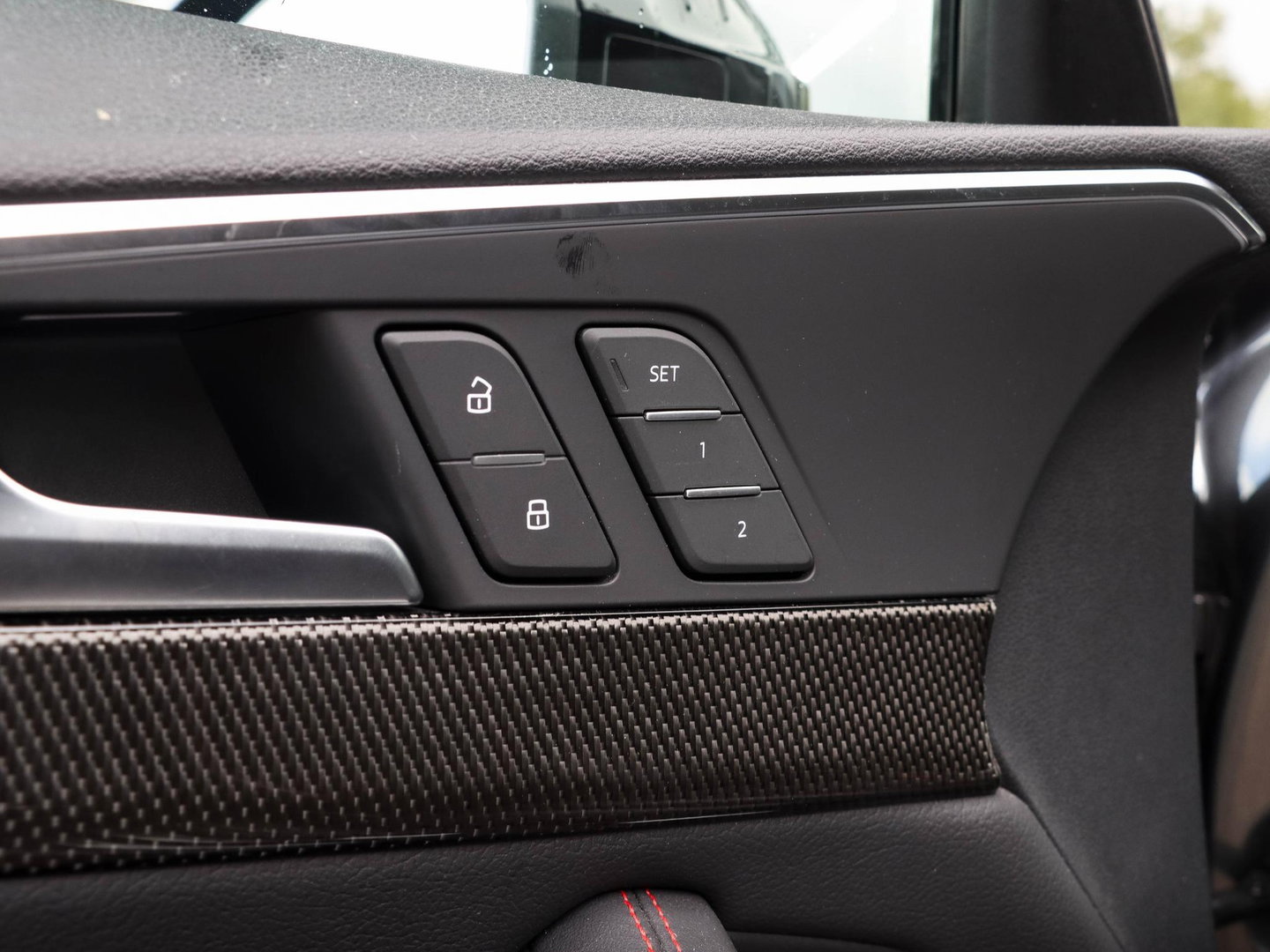 Audi A4 Avant 2.0 TFSI quattro S line Black edition 250PK B&O Pano 360 Keyless Head Up