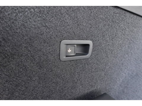 CUPRA Formentor 1.4 e-Hybrid VZ PANO KEYLESS 360 ACC VOL