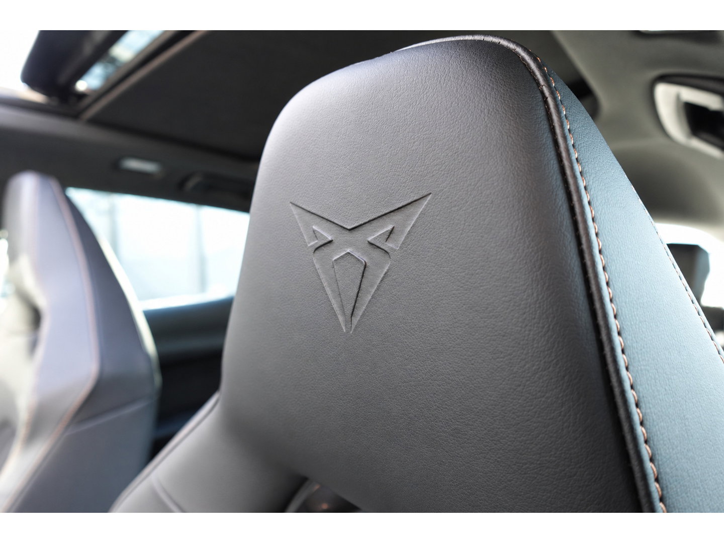 CUPRA Formentor 1.4 e-Hybrid VZ PANO KEYLESS 360 ACC VOL